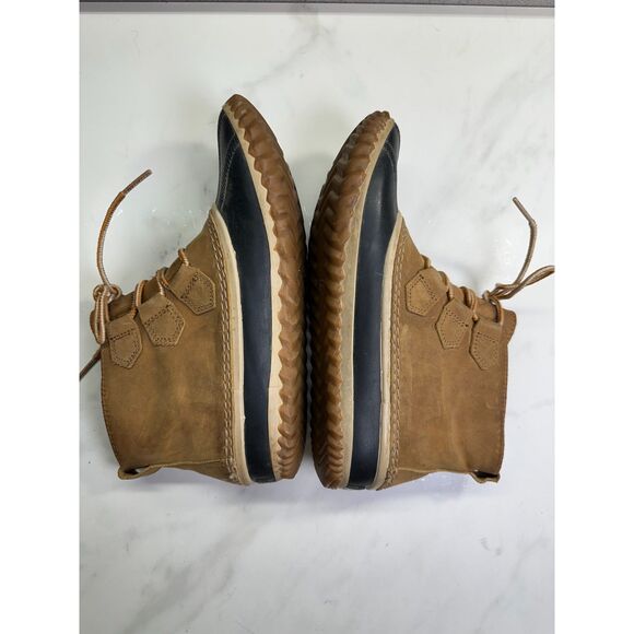 Sorel Women's Out N About Women's Size US 9.5 Leather Waterproof Duck Boots - Picture 3 of 13